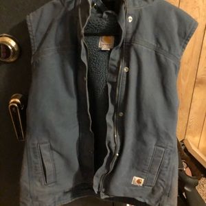 Women’s carhartt vest